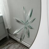 Asymmetrical mirror