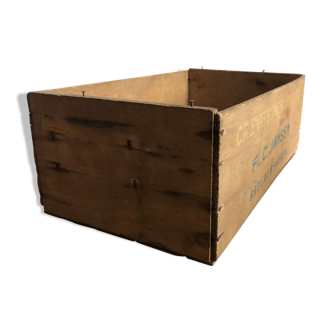 Storage box