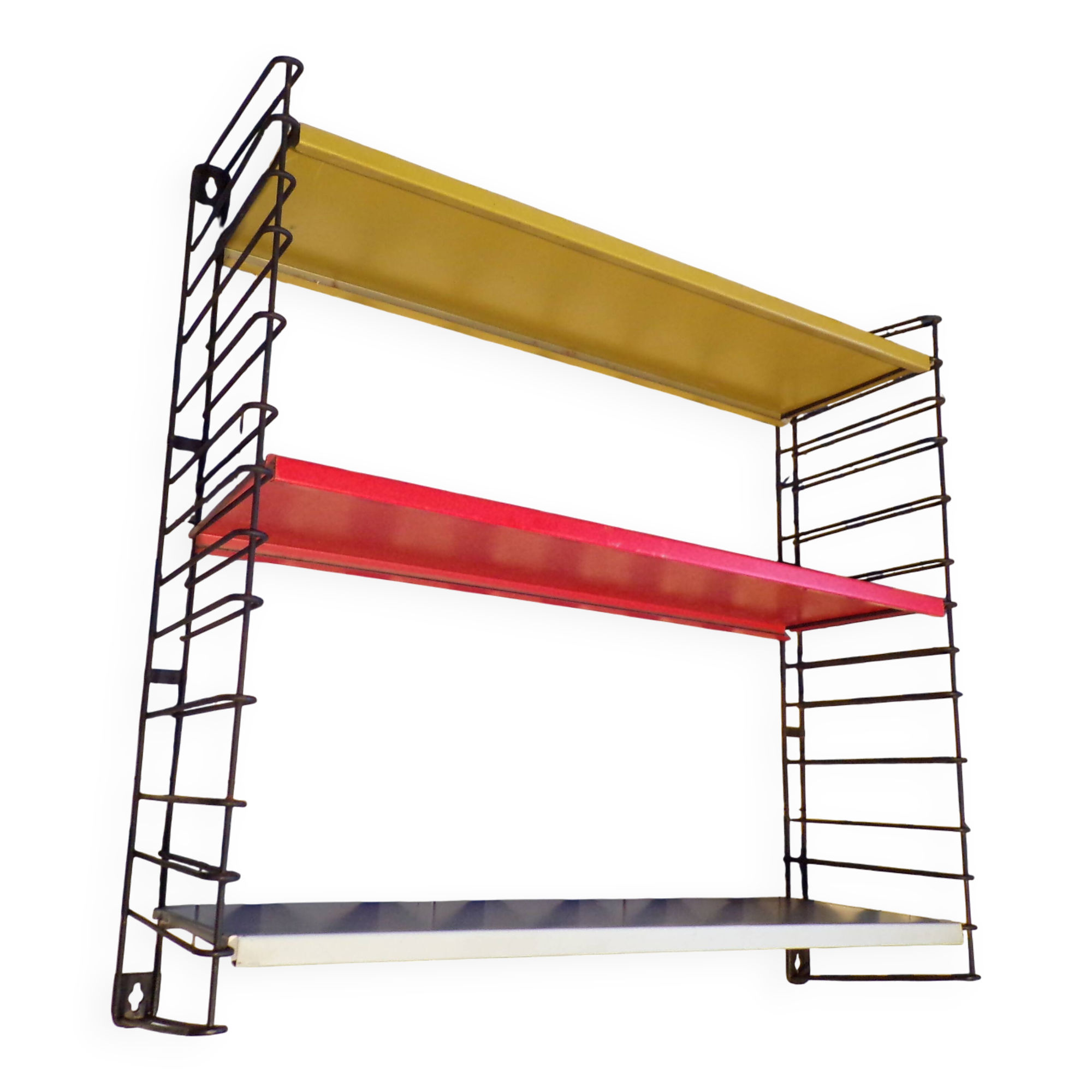 Tomado shelf with 3 shelves