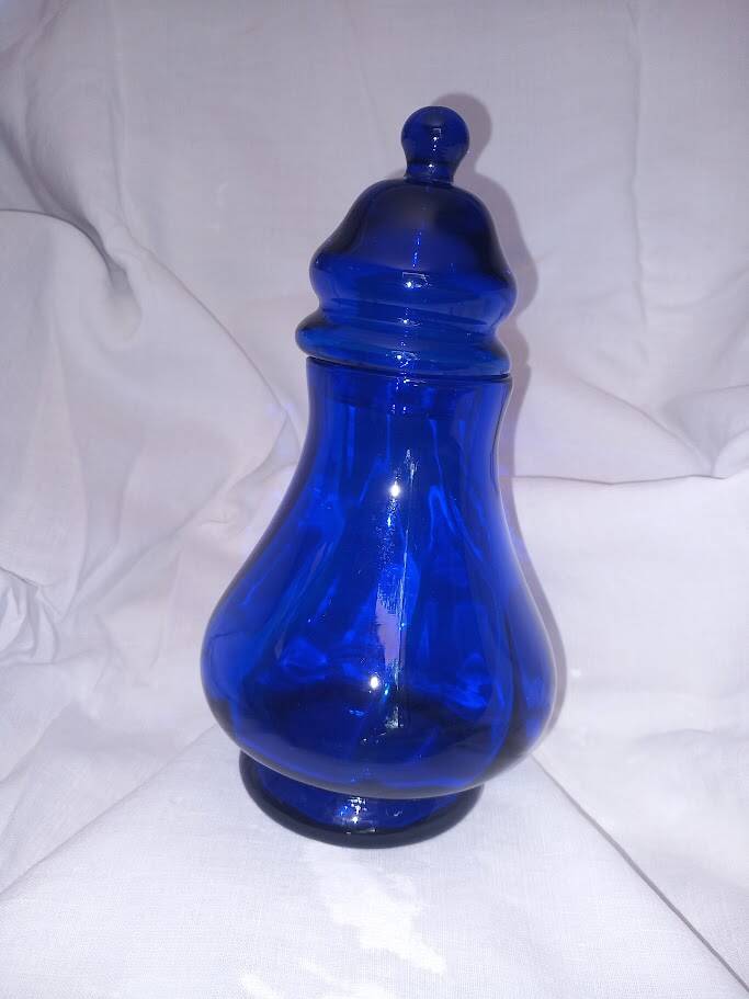 Blue pot