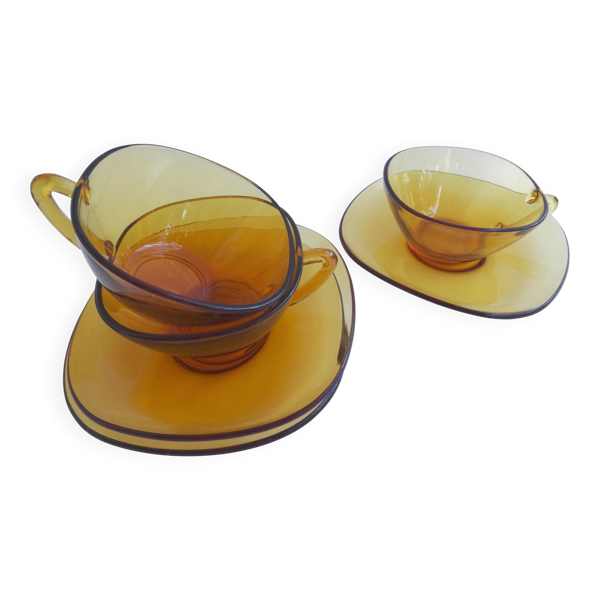 Tasses à café avec soucoupes Vereco