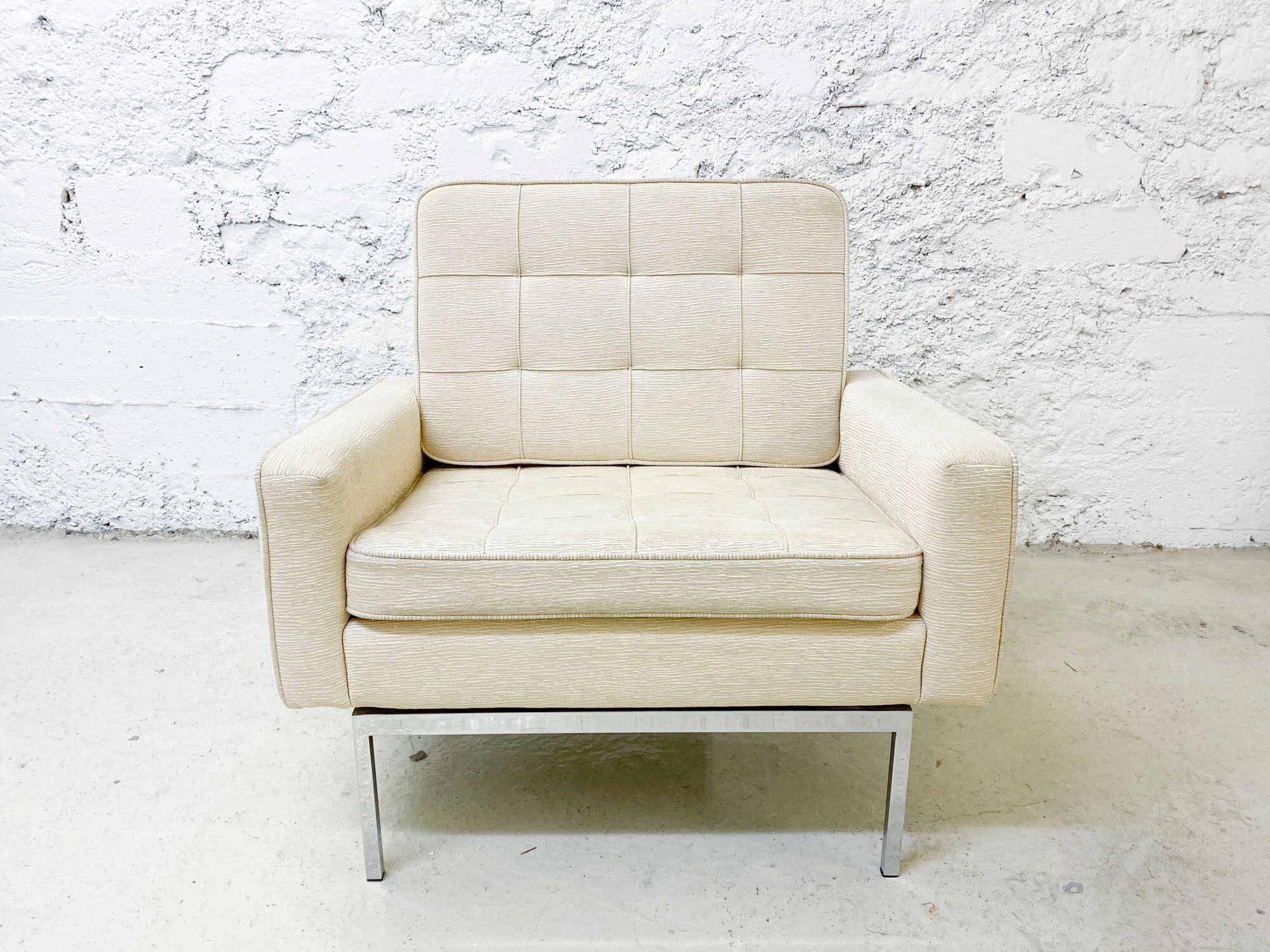 Paire de fauteuils modèle 67 A de Florence Knoll pour Knoll