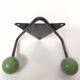 Porte-manteaux V patères boules bois vert