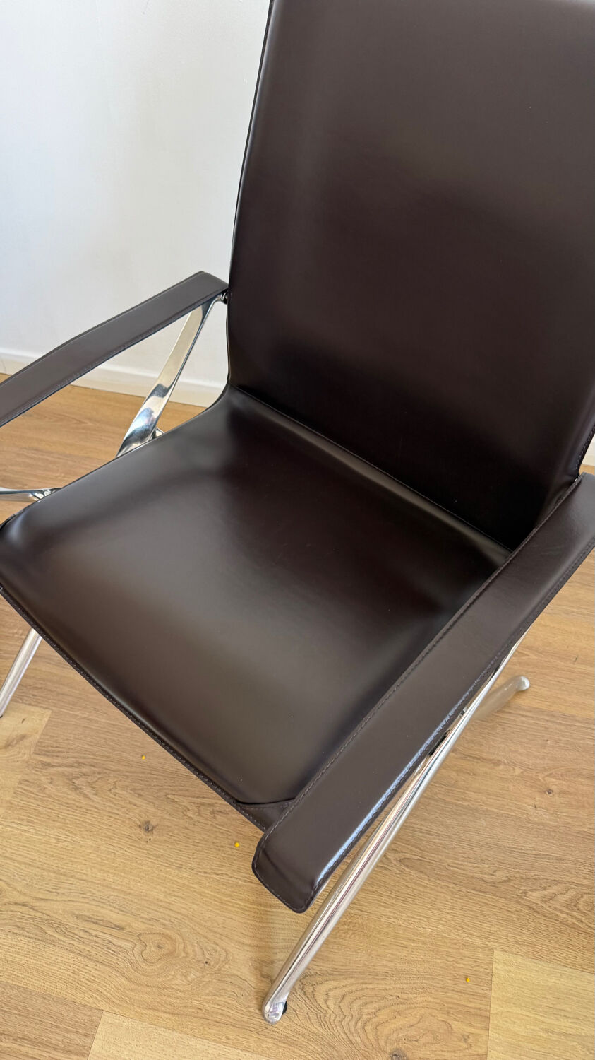 Beverly Armchair – B&B Italia – designed by Antonio Citterio