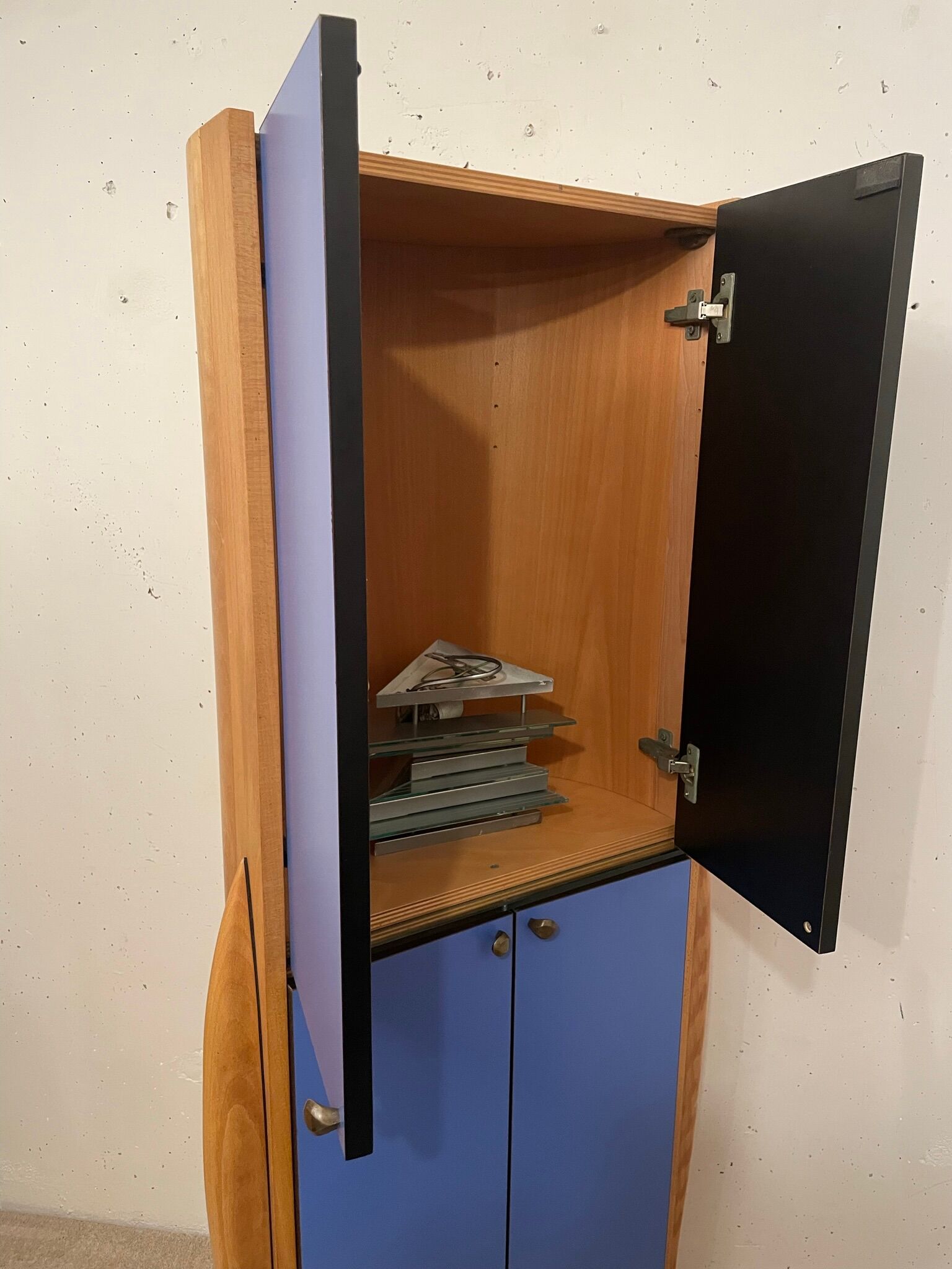 High bar cabinet 4 doors, 1980