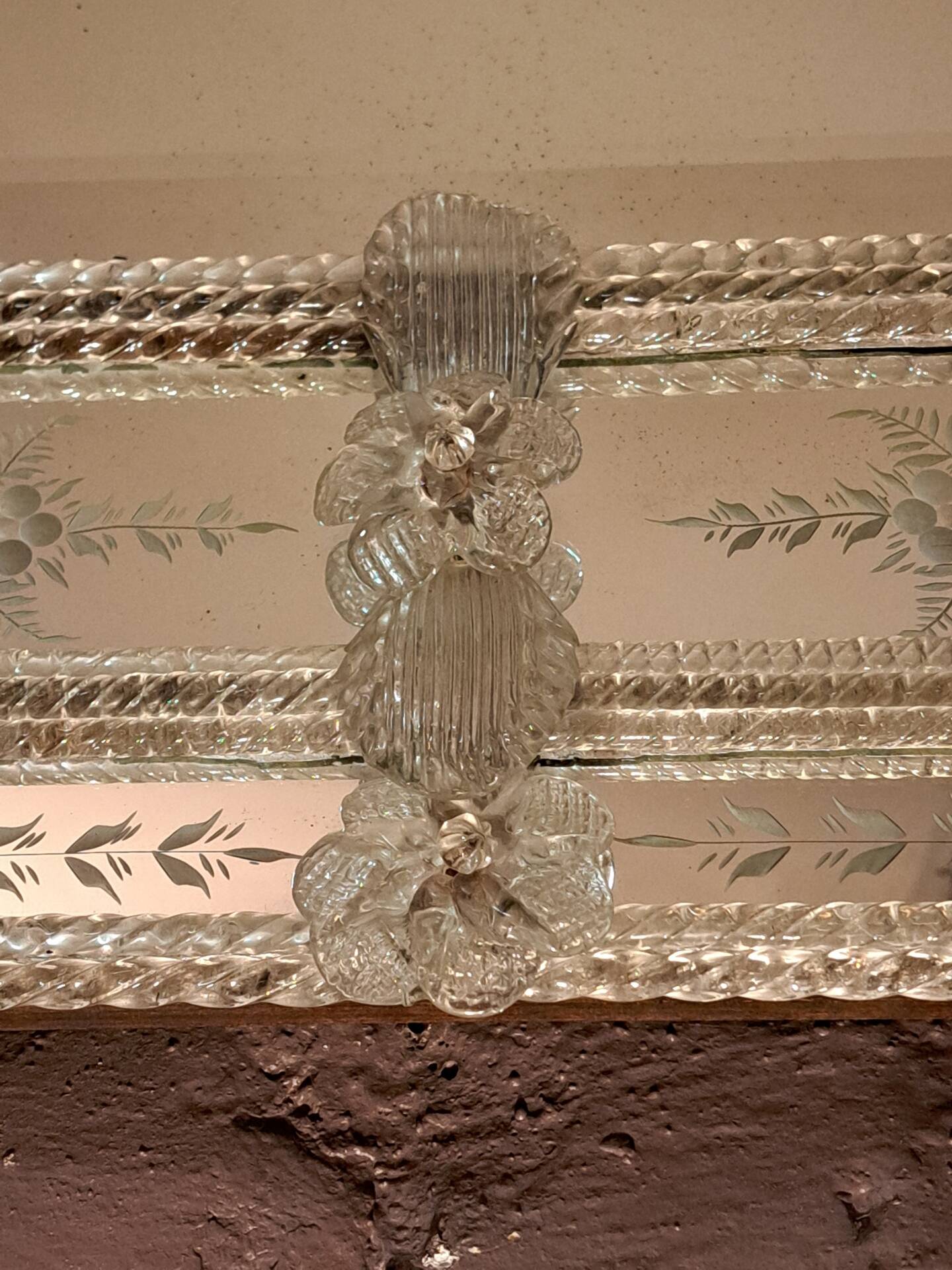 Venetian mirror with Murano glass frame