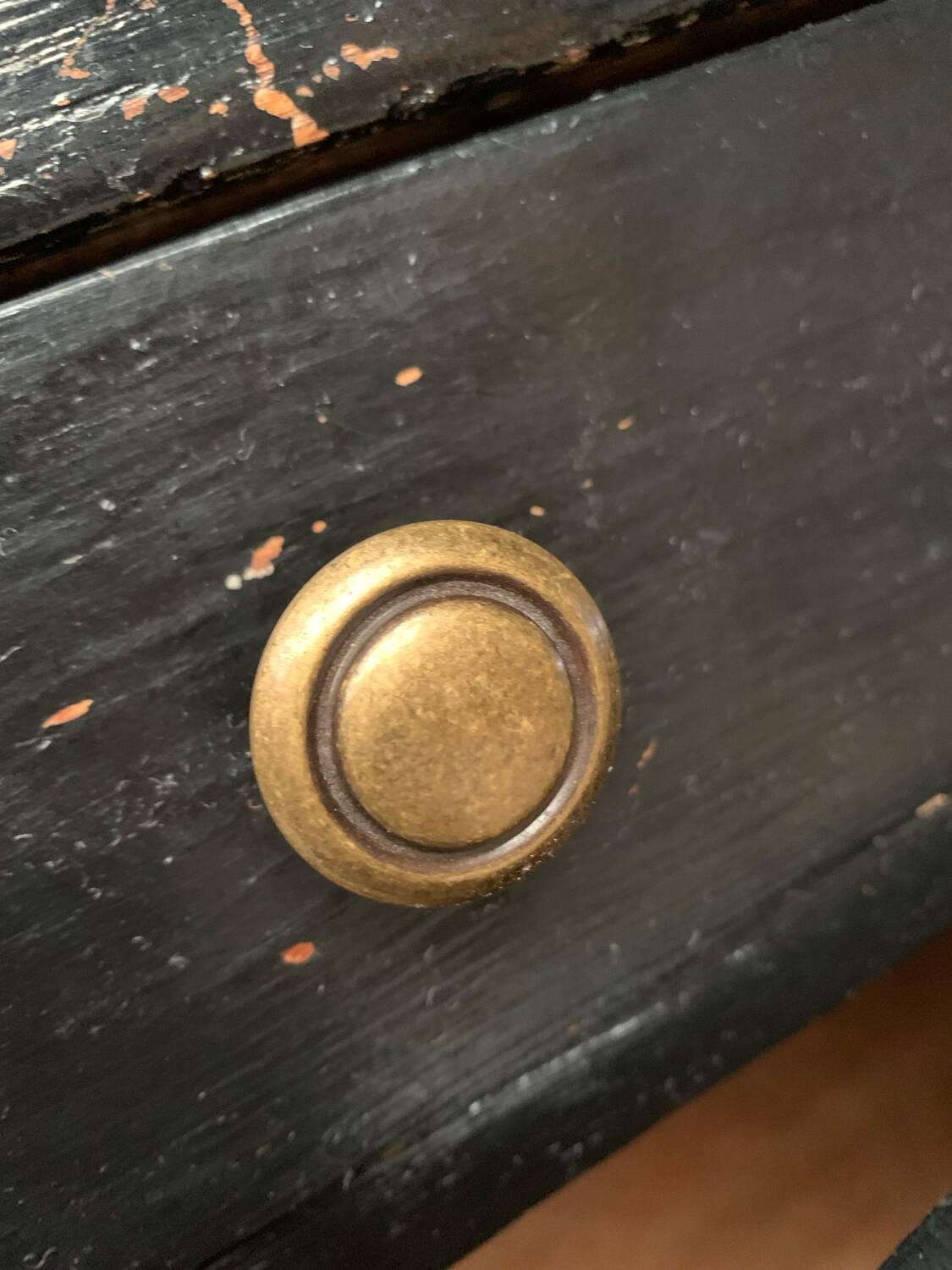 Black Parisian buffet