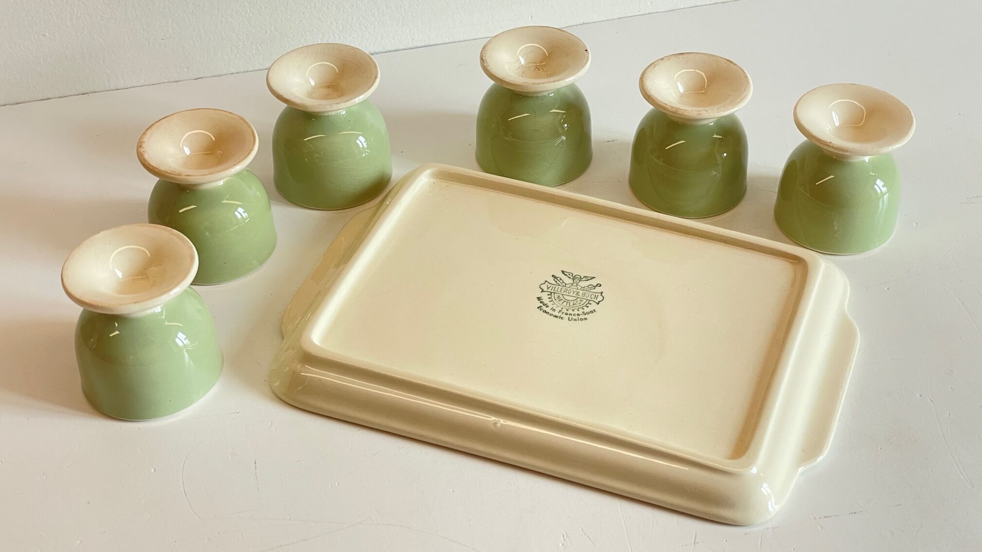 6 coquetiers sur plateau céramique par villeroy & boch