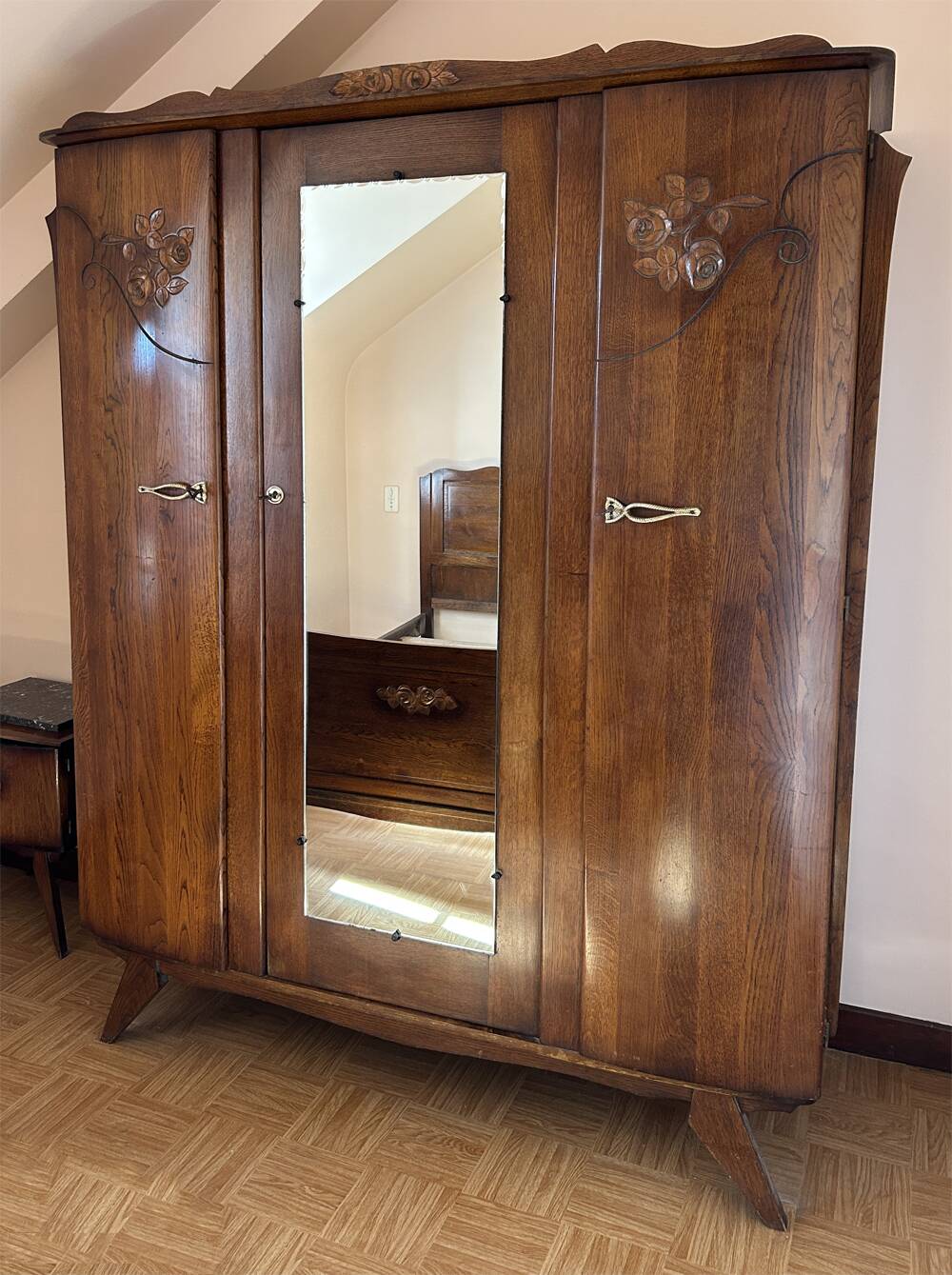 1950s linen wardrobe, shelves, central mirror