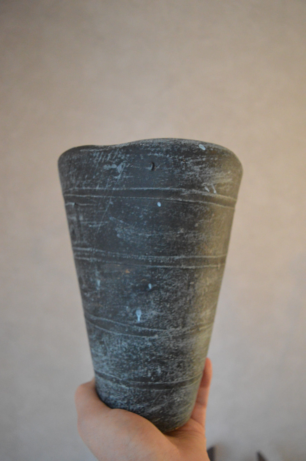 Planter scarred décor