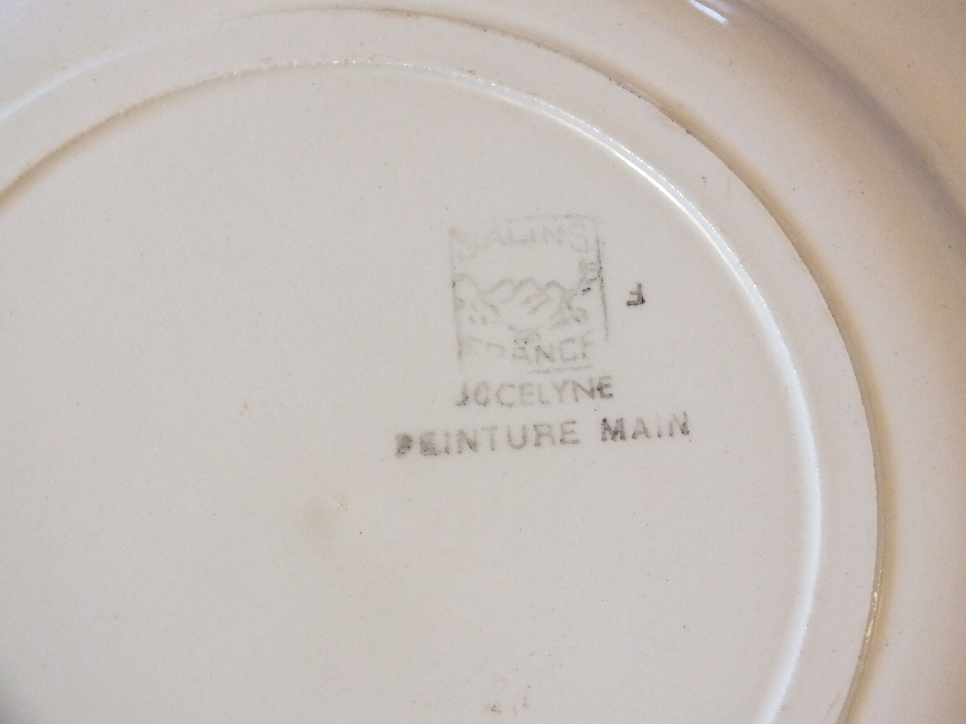 6 flat plates from the 50s Salins model Jocelyne