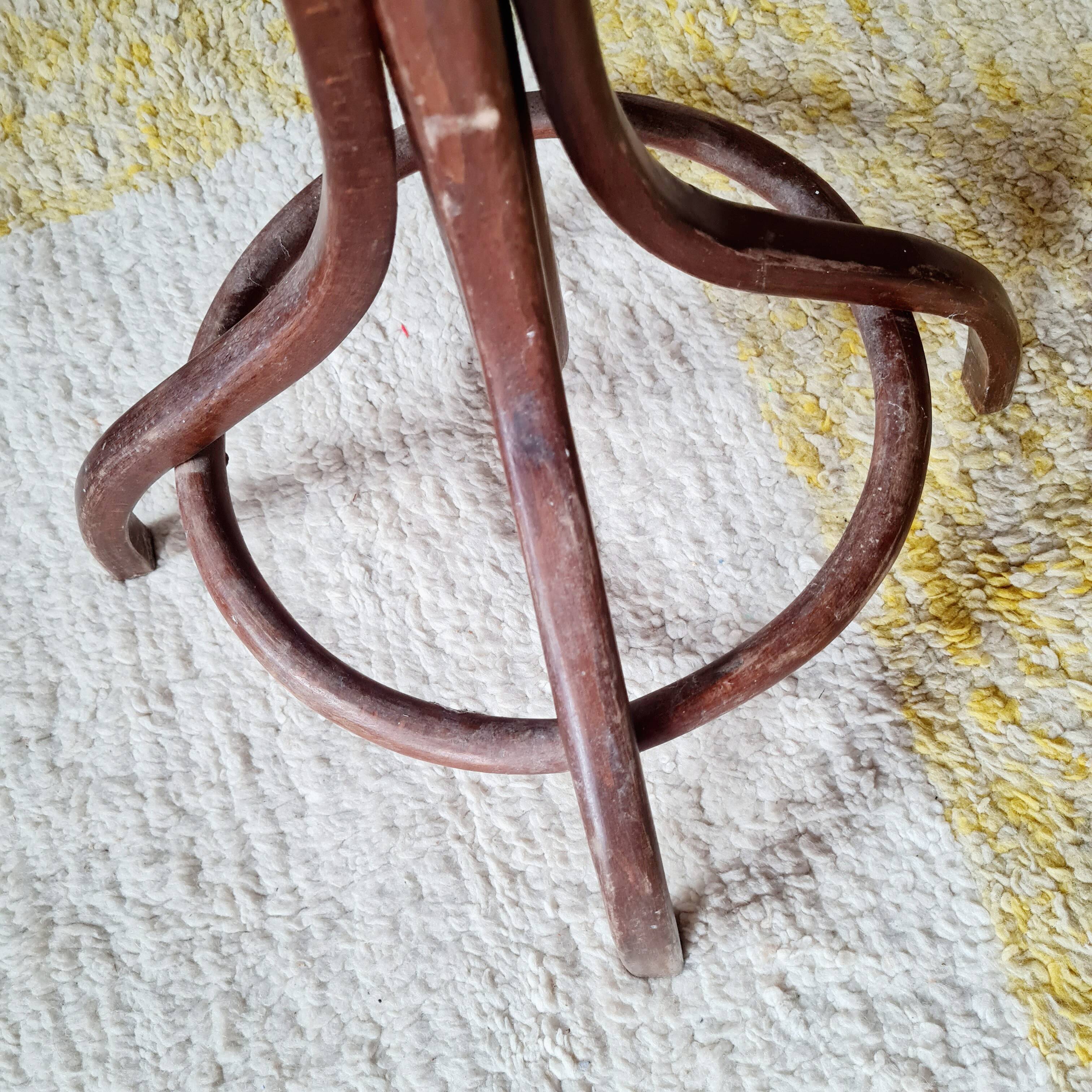 Porte-manteau ancien en bois courbé esprit Thonet 1875