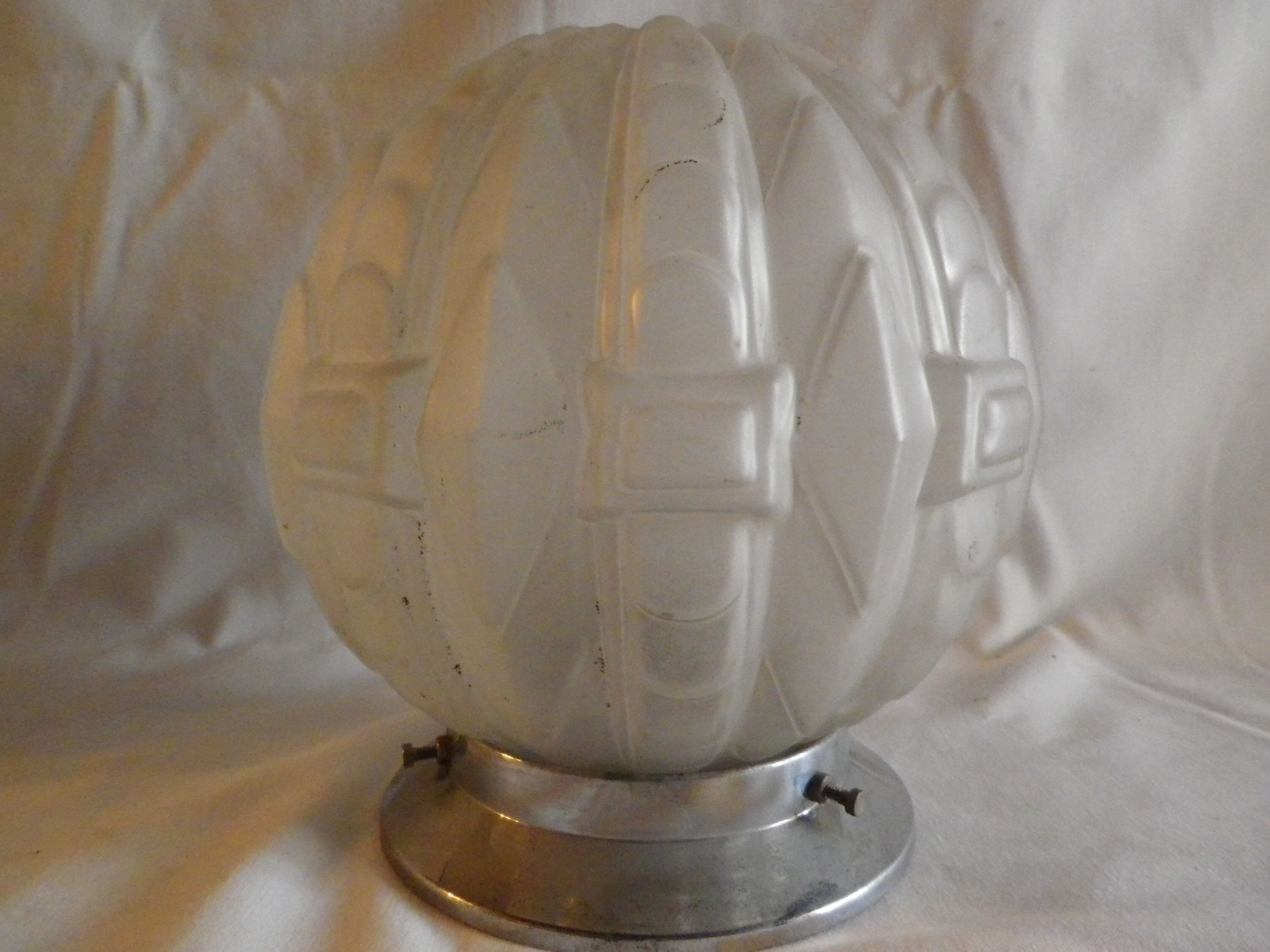 Globe art deco à poser