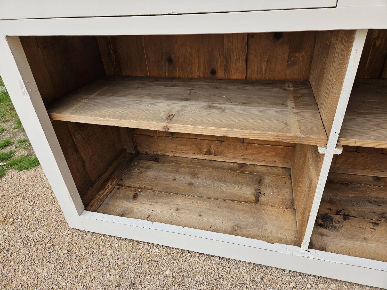 Trade furniture counter