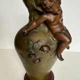 Vase en bronze A Moreau
