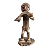 Ancient Akan weight for weighing gold in brass, in excellent condition.