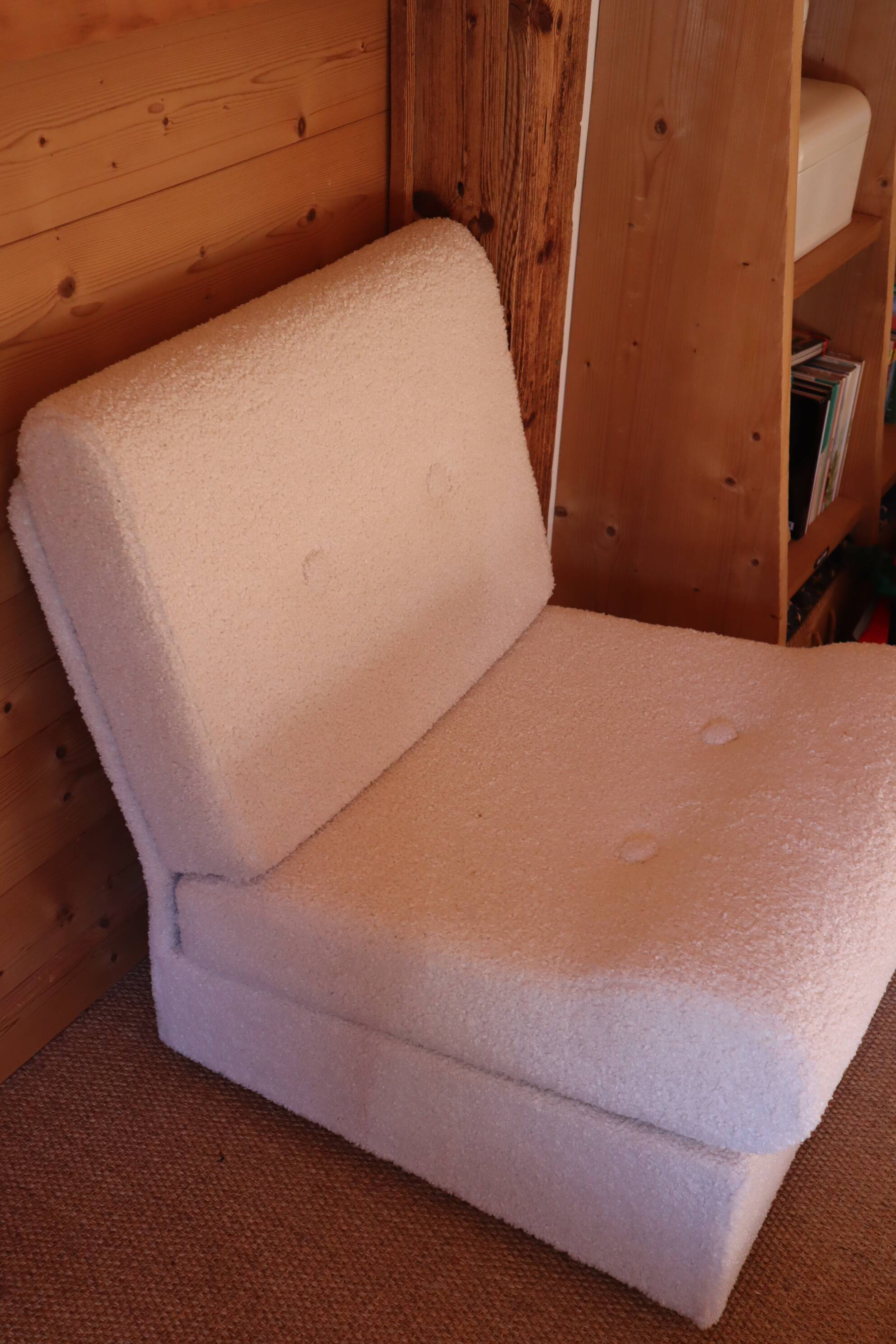 Cosy sherpa boucle armchair