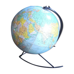 globe terrestre piétement