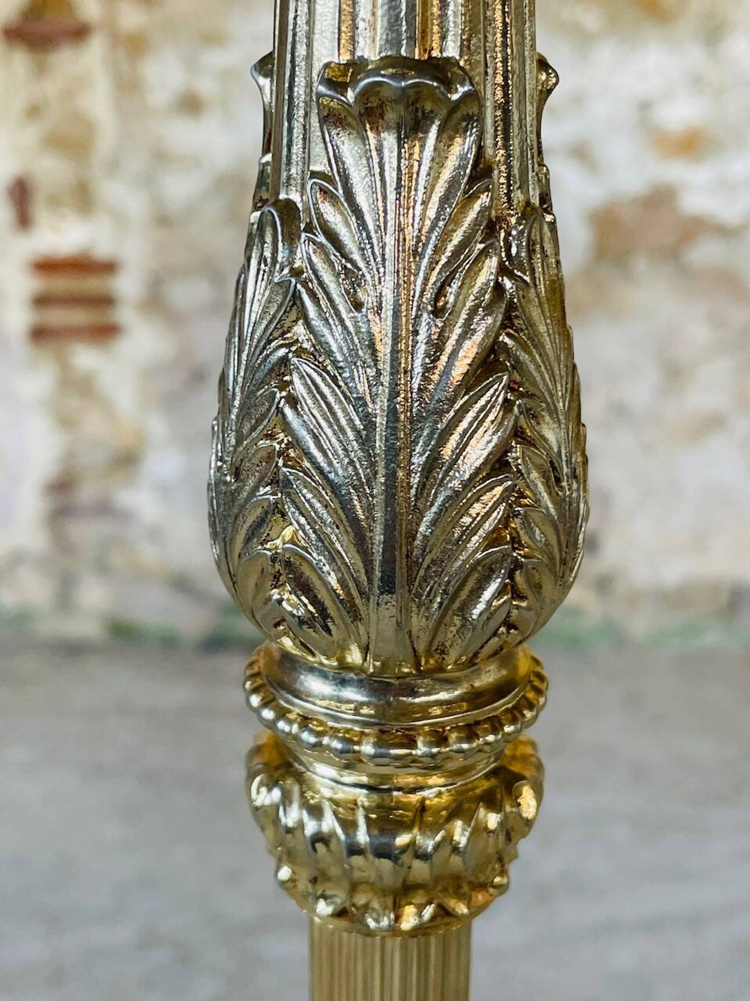 Lampadaire laiton vintage, tripode circa 1960s