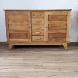 Buffet of disaster victims René Gabriel