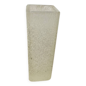 Vase en verre granité translucide