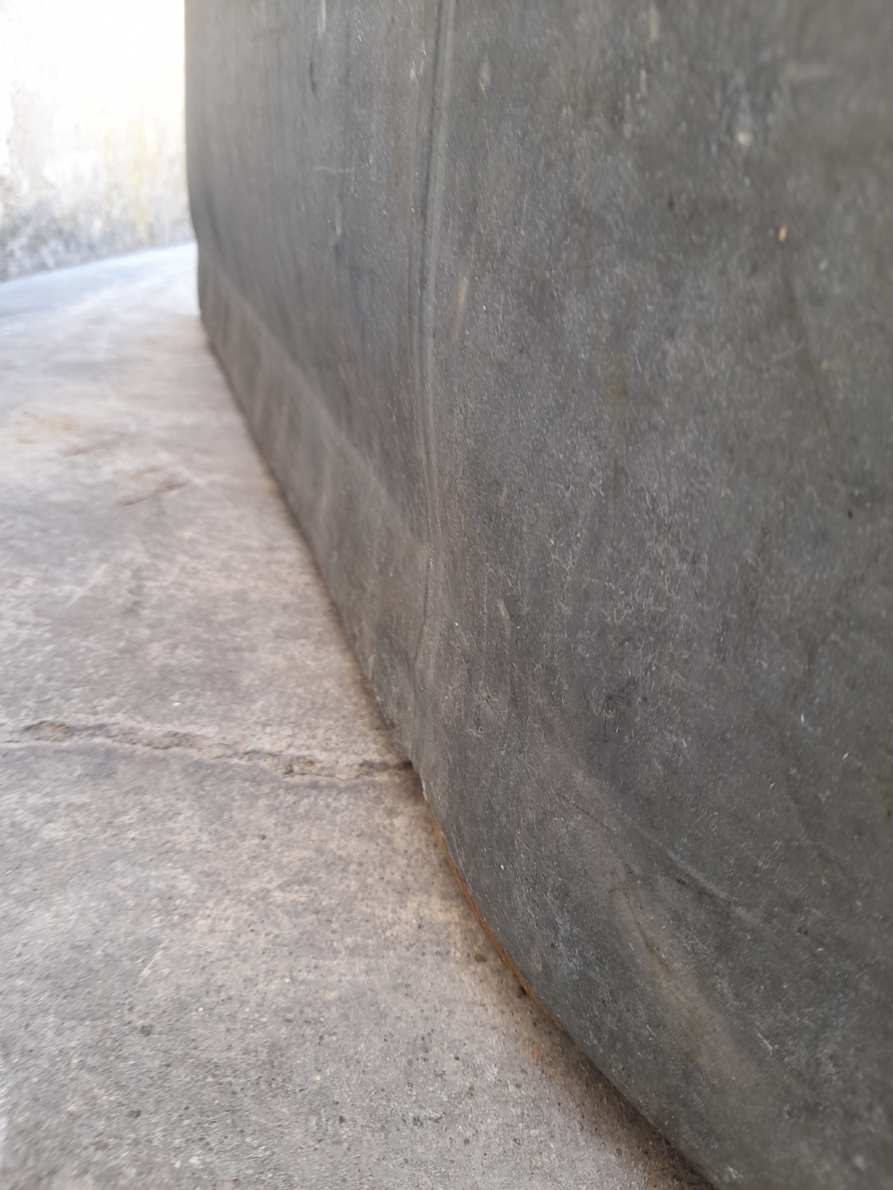 Ancient zinc bathtub 1900 -1m40