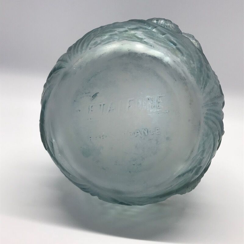 Etaleune art deco vase
