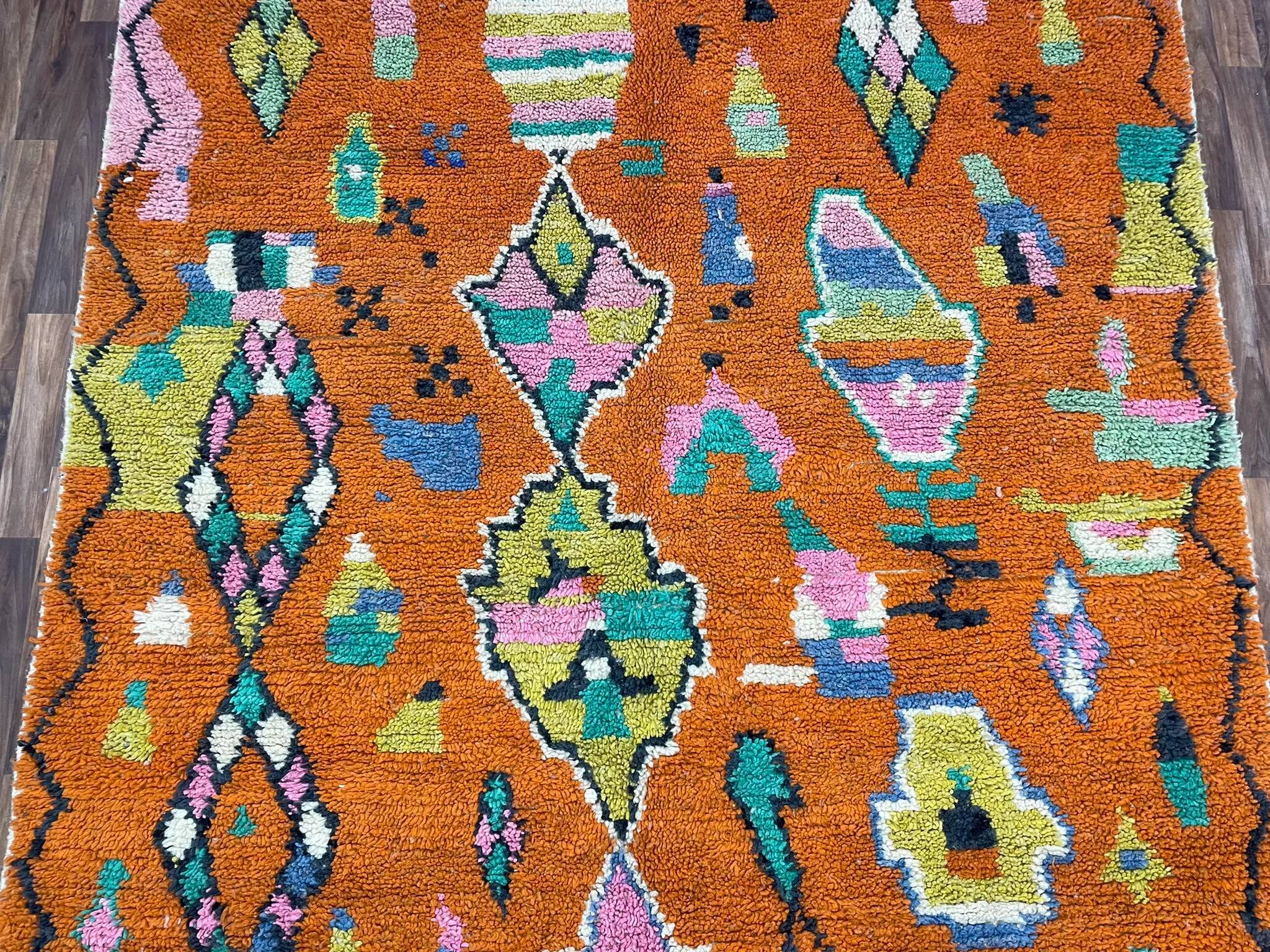 Unique Moroccan rug in natural wool 2.5x1.5 m