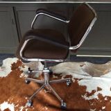 Office chair 70