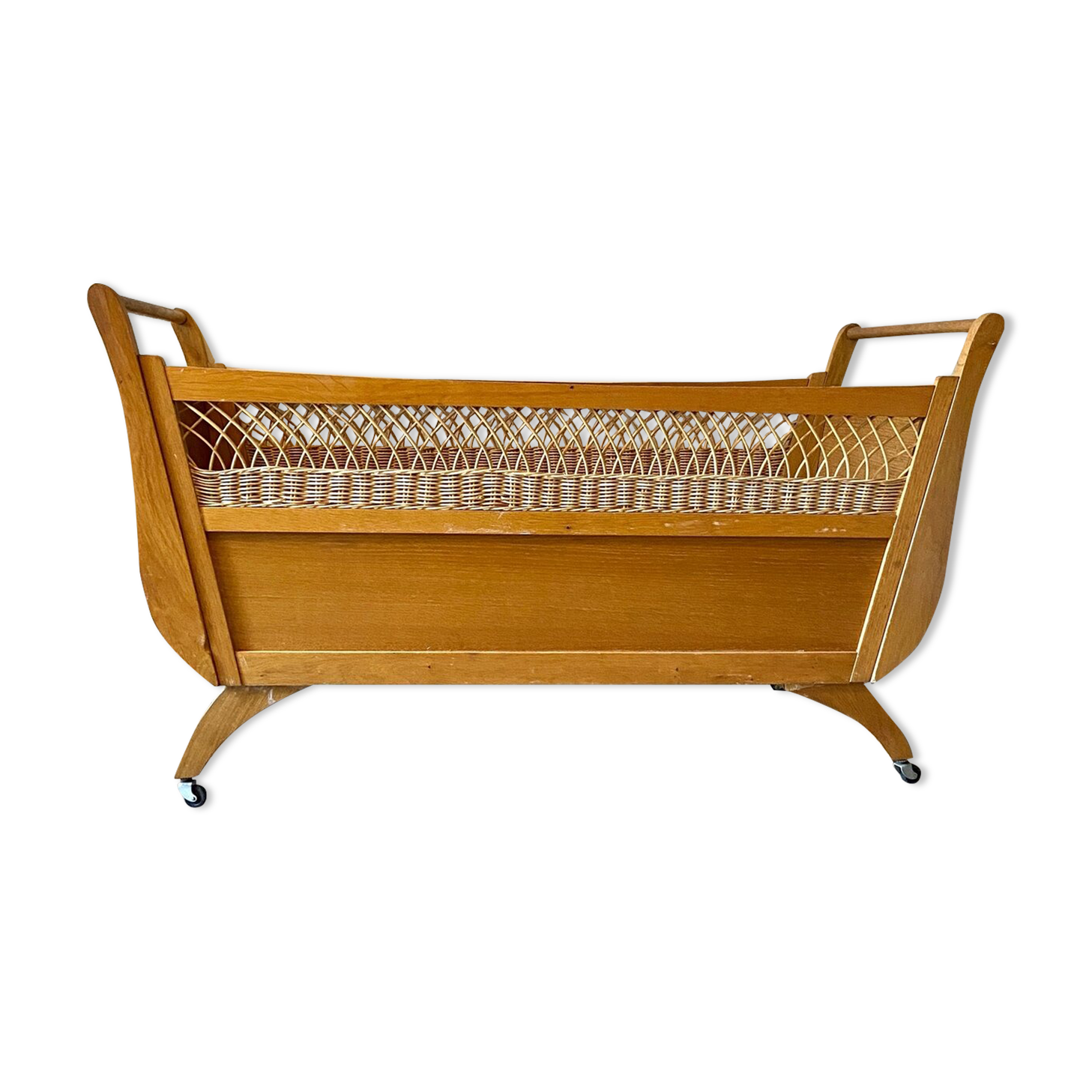 Children's bed in wood and wicker woven on wheels 1960