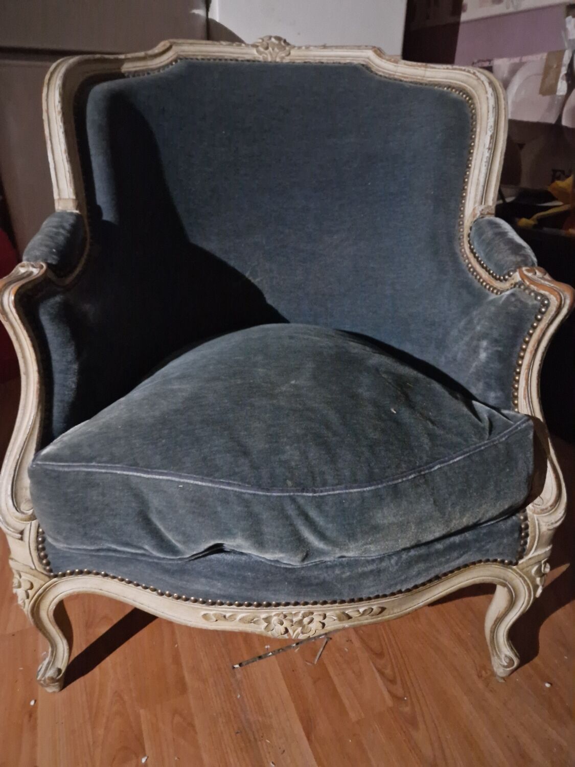Armchairs bergère cabriolet style louis xv