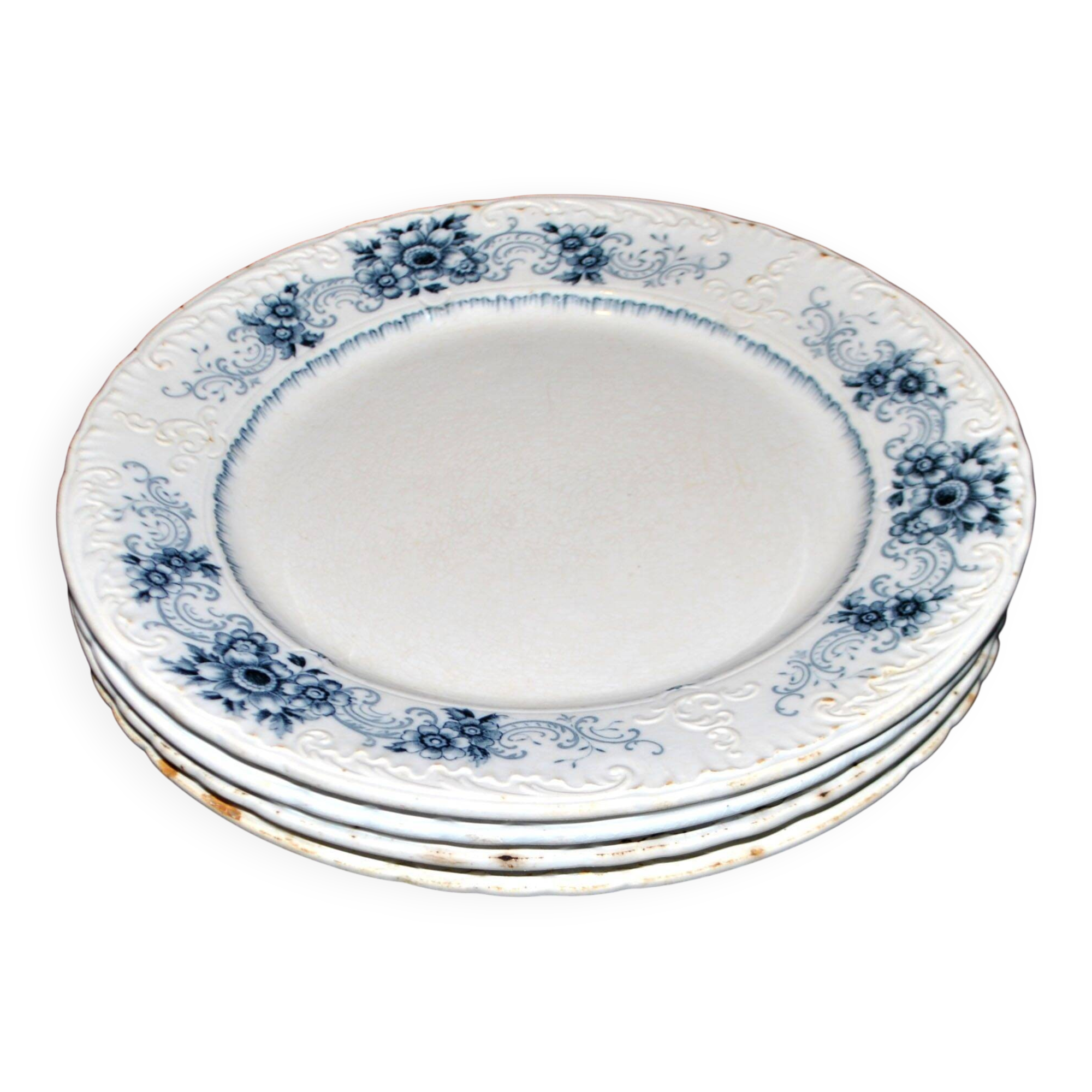 Sarreguemines set of 4 antique Aïda flat plates in earthenware from Sarreguemines U&C 19th century.