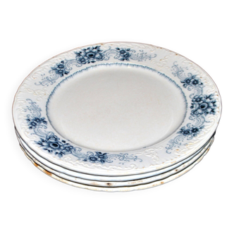 Sarreguemines set of 4 antique Aïda flat plates in earthenware from Sarreguemines U&C 19th century.