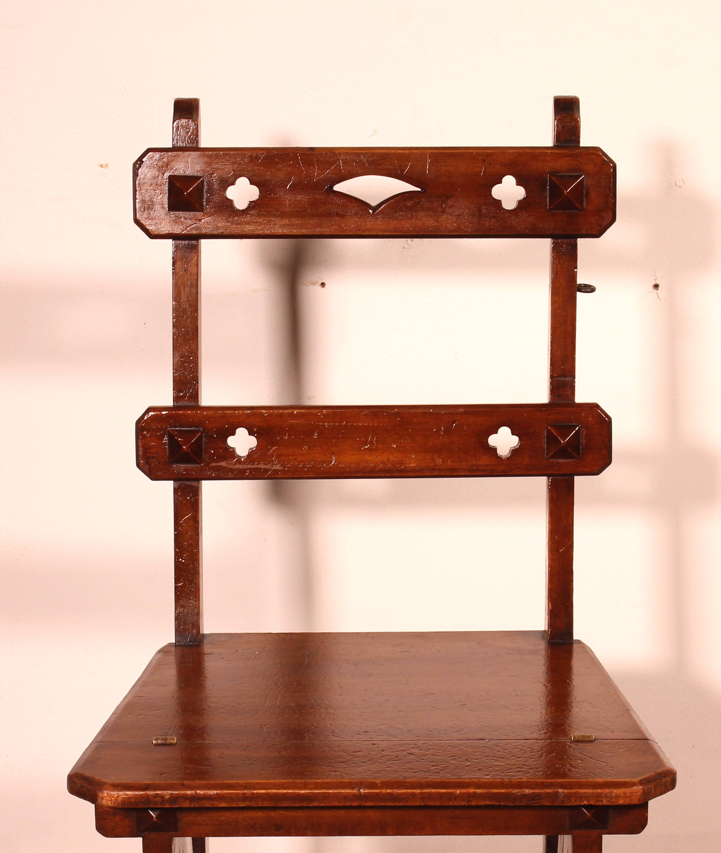 Transformable Library Step Stool into Chair - 19th Century