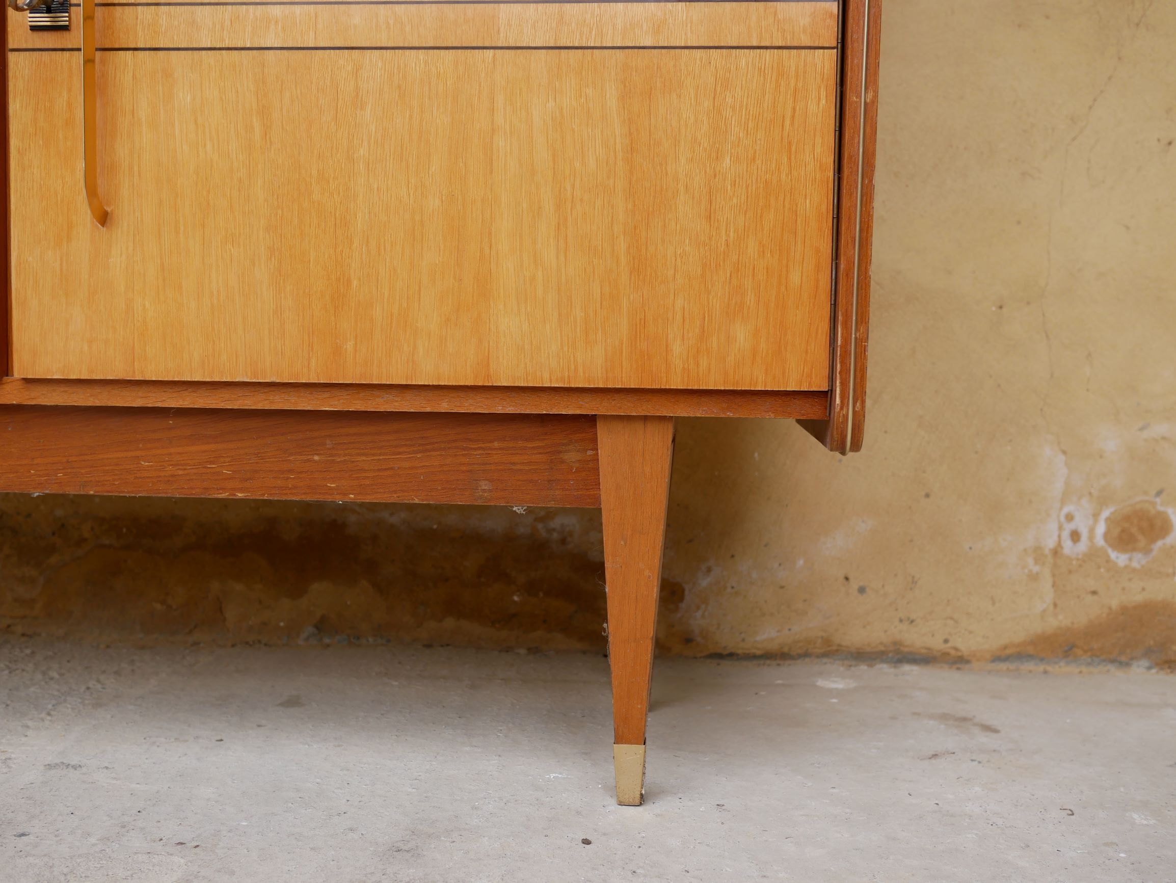Vintage 1950s buffet