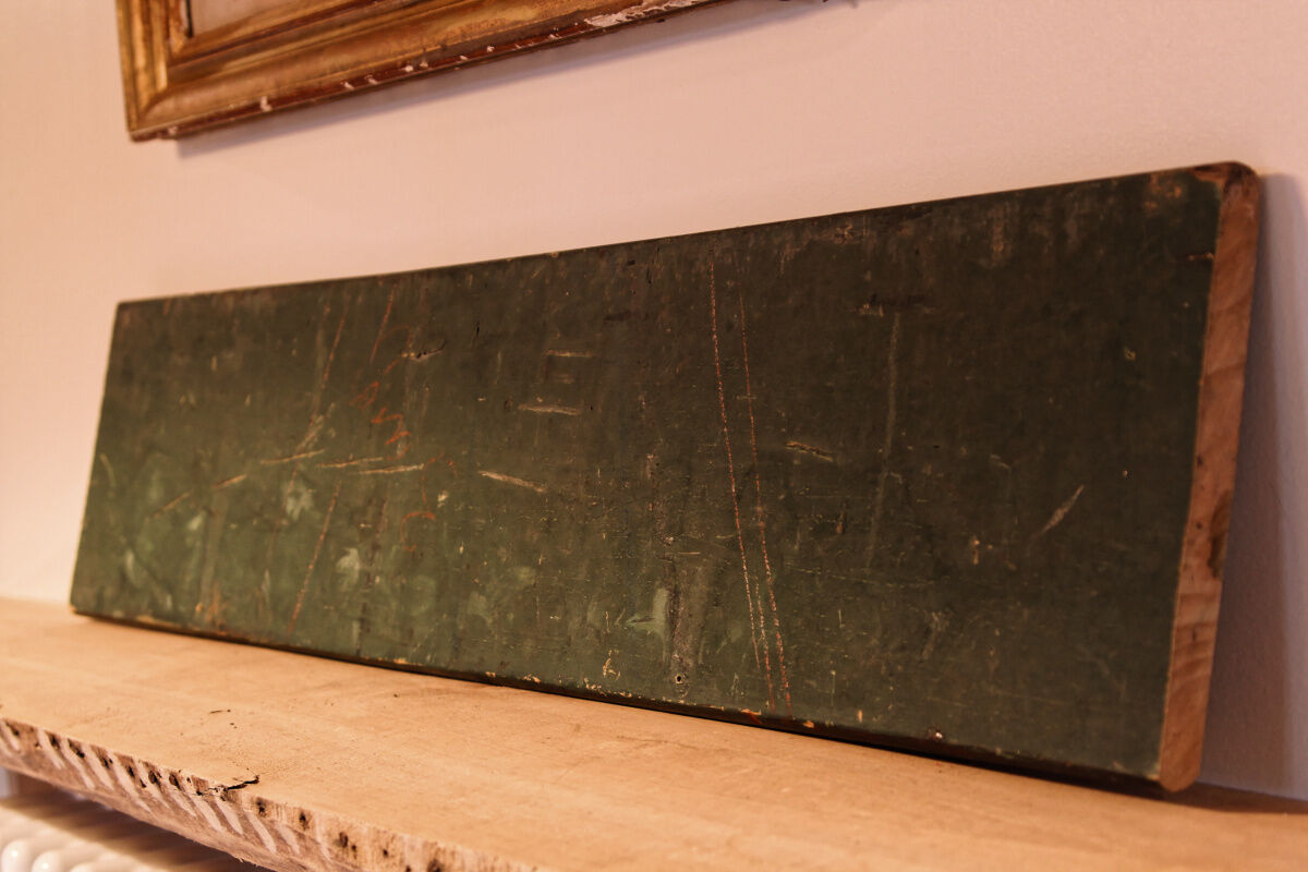 Former wooden sign, Paris store