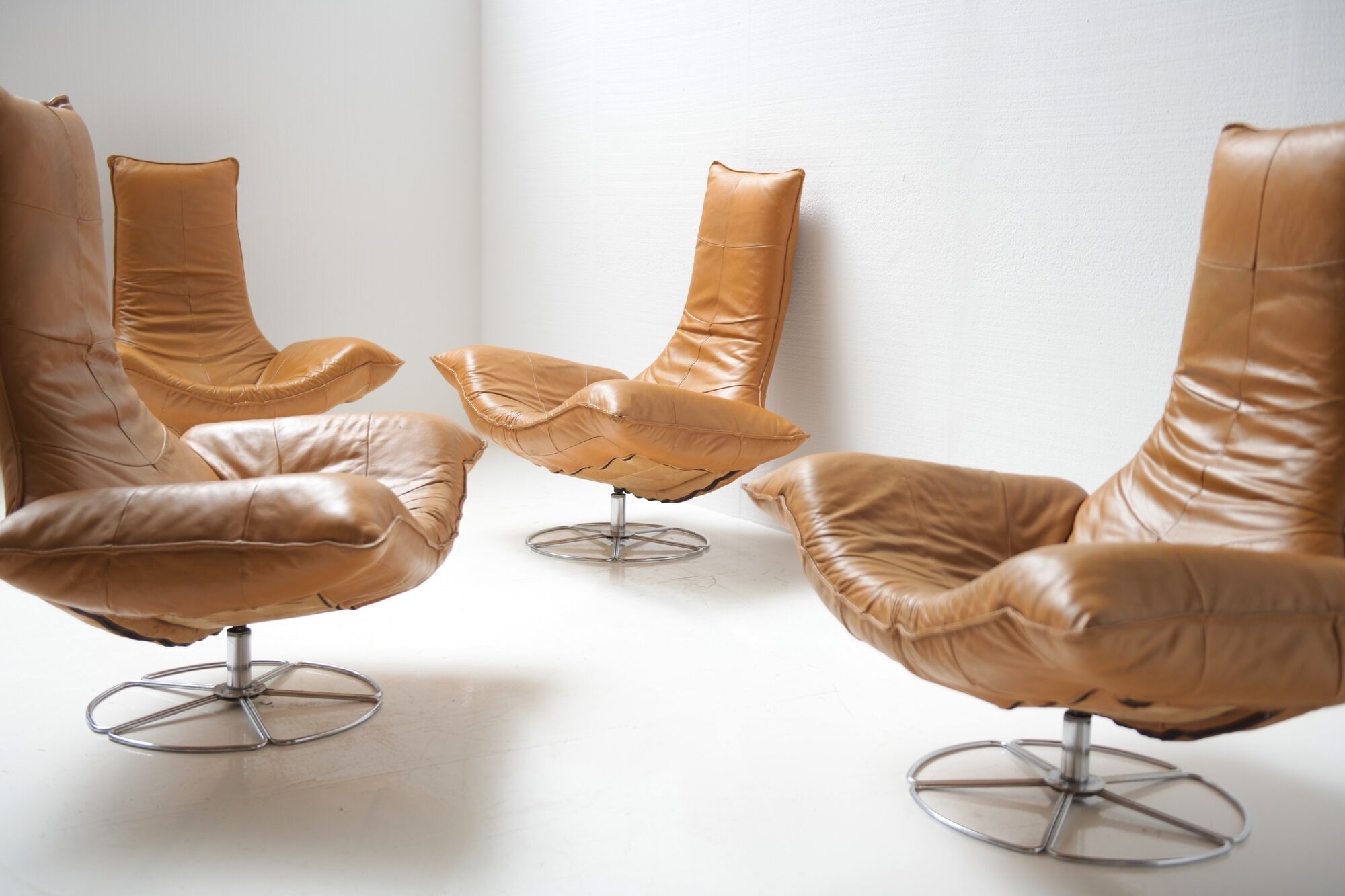 Wammes  cognac leather lounge chairs by Gerard Van Den Berg  for Montis 1978