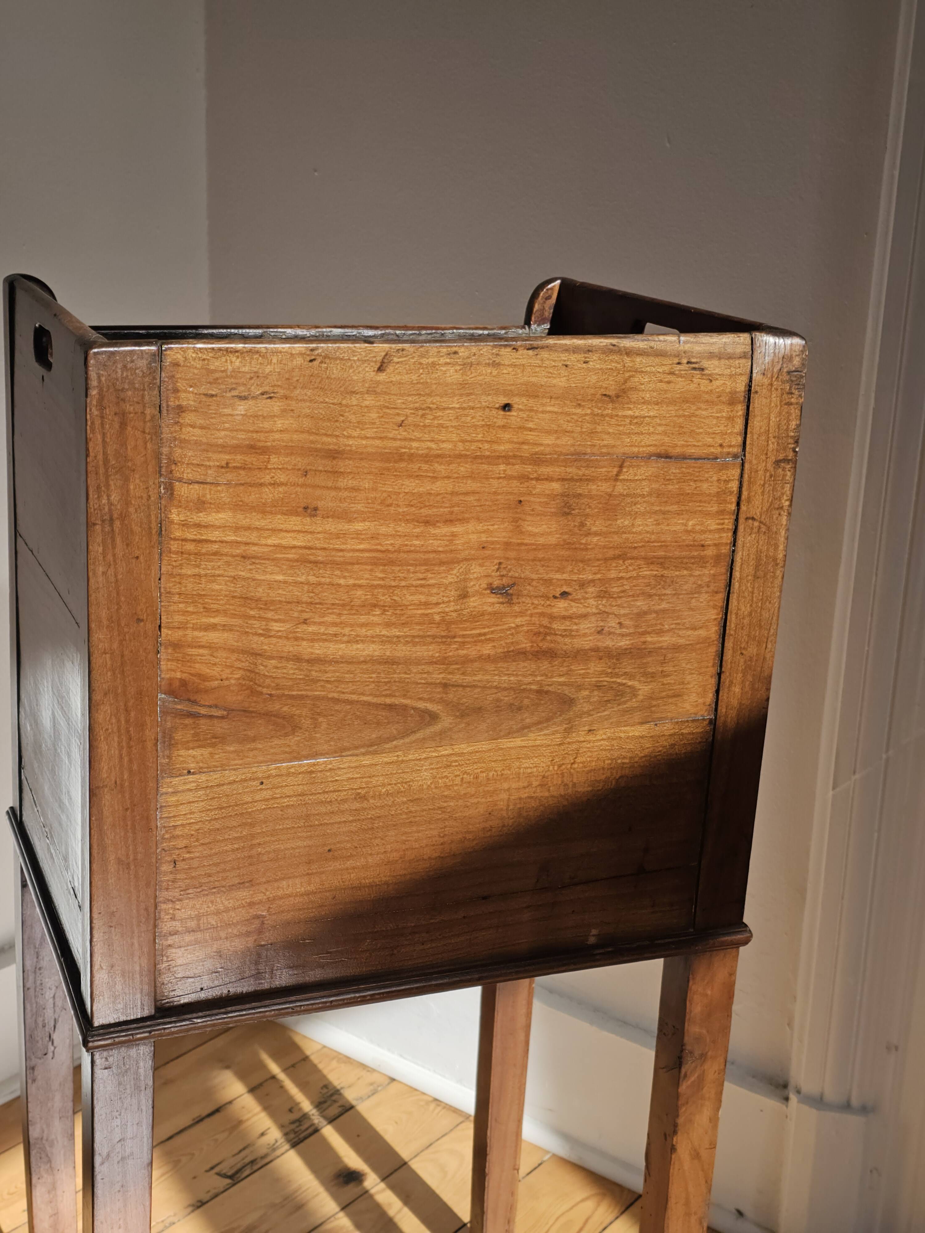 Solid wood side table - Louis XVI style