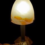 Lampe art deco, signé, superbe pied en fer forgé, muller frères