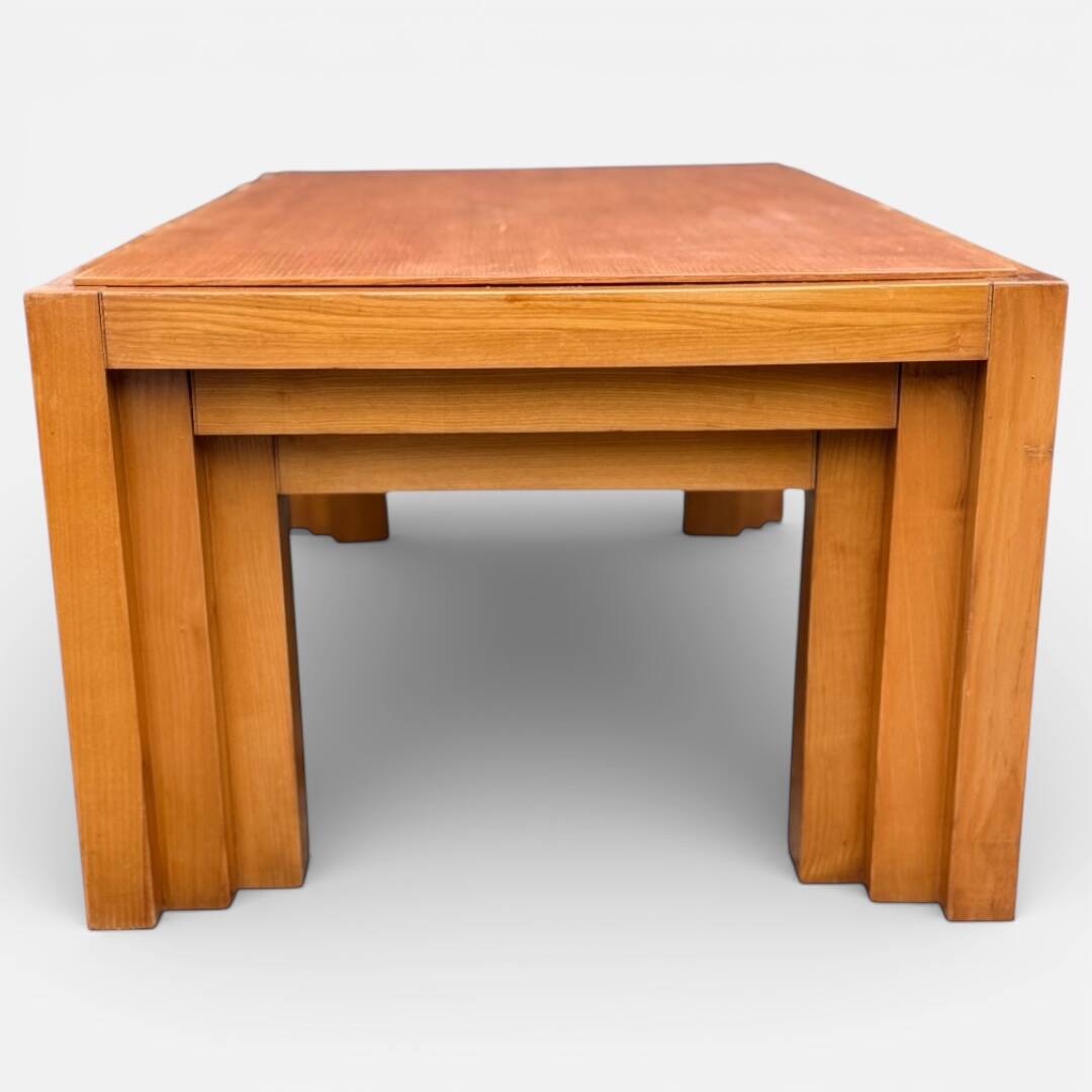 Vintage coffee table in solid elm from the 1970s.