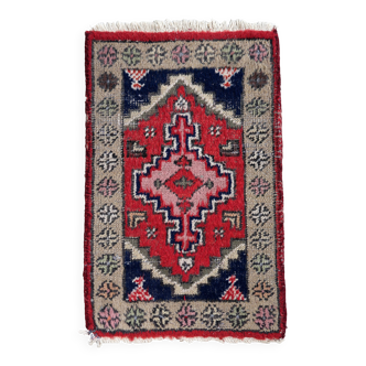 Tapis vintage du Moyen-Orient Hamadan fait main en laine – 38 x 59 cm