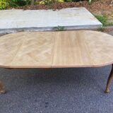 Table à manger ronde Louis XV rénovée en bois brut 210cm