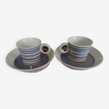 Lot de deux tasses en porcelaine de bernardaud