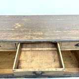 Grand Counter of Old Commerce in Pine