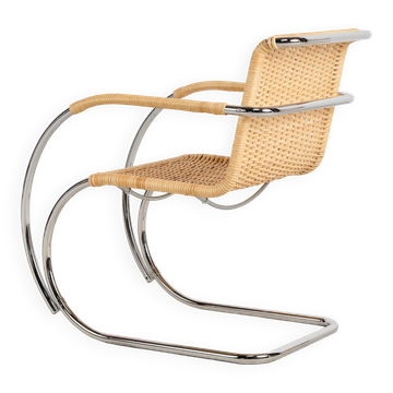 Fauteuil MR 20 / S 533 RF en rotin par Mies van der Rohe pour Thonet