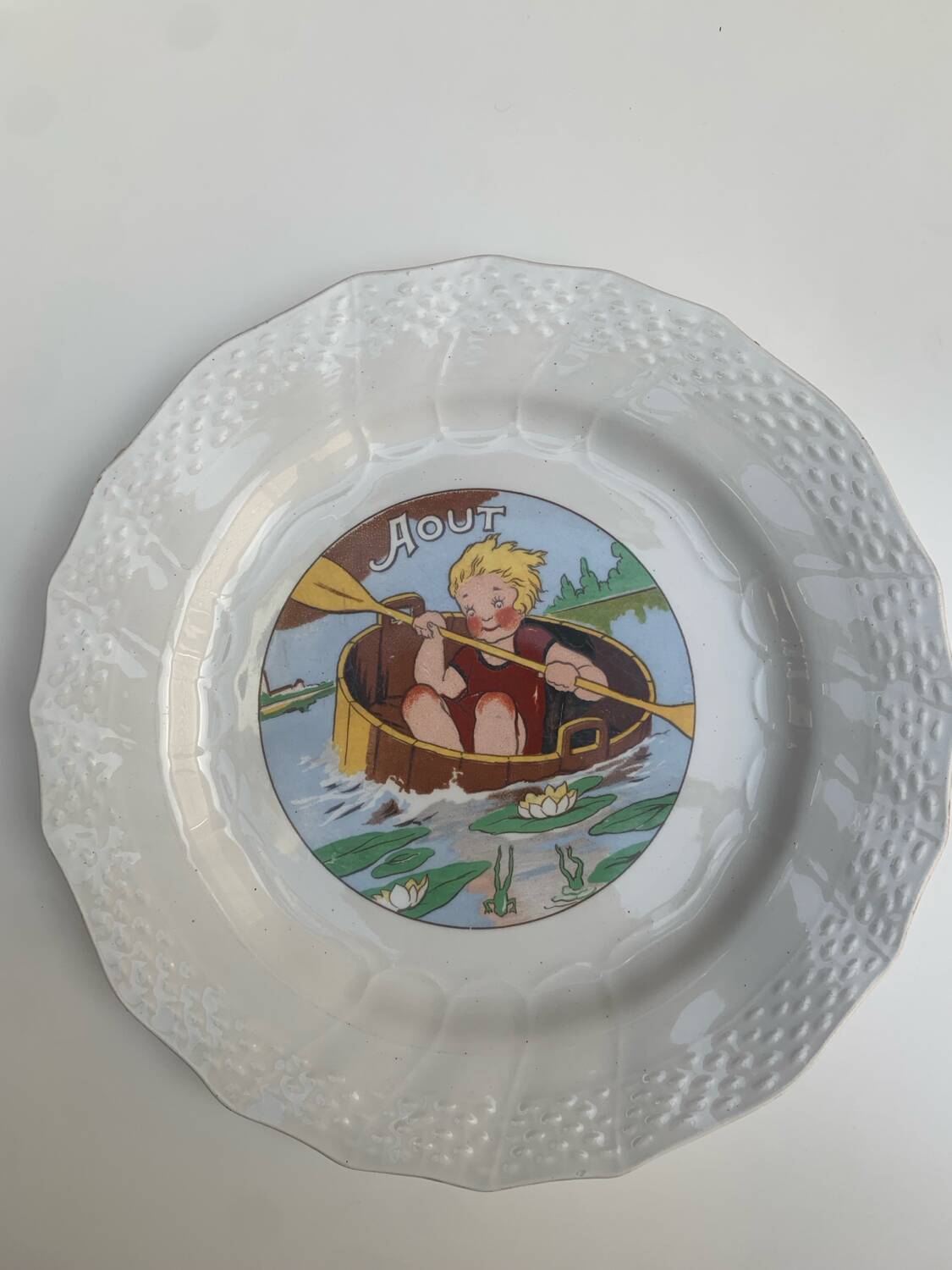 Series 12 months of the year and its dish Moulins des loups Hamage