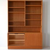 Scandinavian bookcase with storage compartment