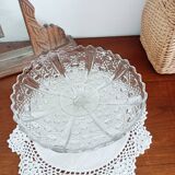 Glass fruit bowl on foot