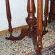 Antique English round table. Petite table ronde anglaise