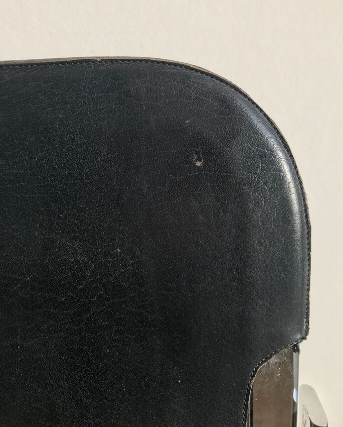 Set of 6 chairs in chrome metal and black leather - 1970